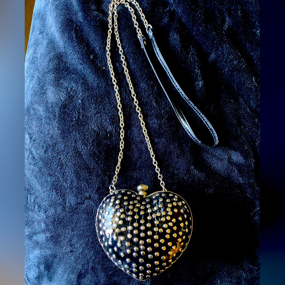 Expressions NYC heart purse
